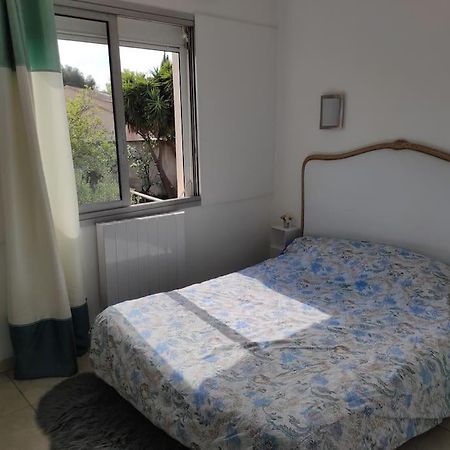Joli Appartement Avec Cour Prive A 5 Minutes A Pied De La Plage Sanary-sur-Mer Exterior foto