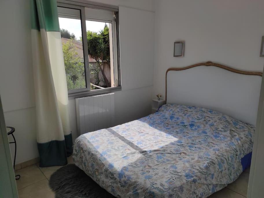 Joli Appartement Avec Cour Prive A 5 Minutes A Pied De La Plage Sanary-sur-Mer Exterior foto